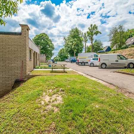 Mountain View Stay, بيت للعطل مالميدي