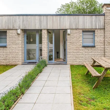 بيت للعطل Mountain View Stay, *